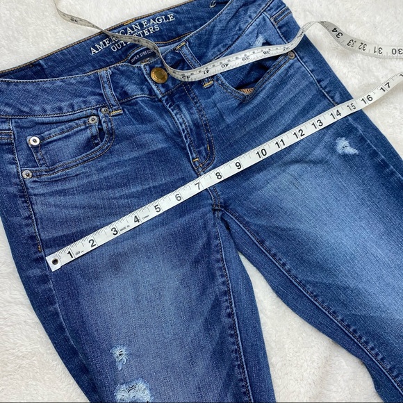 American Eagle Favorite Boyfriend Jeans Distressed 4 - Picture 10 of 13